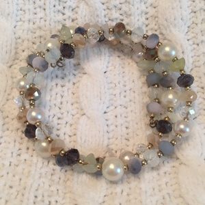 Adjustable wire bracelet